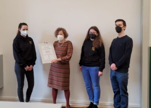 Verleihung: Fachschftspreis gute Lehre Frau Schobesberge